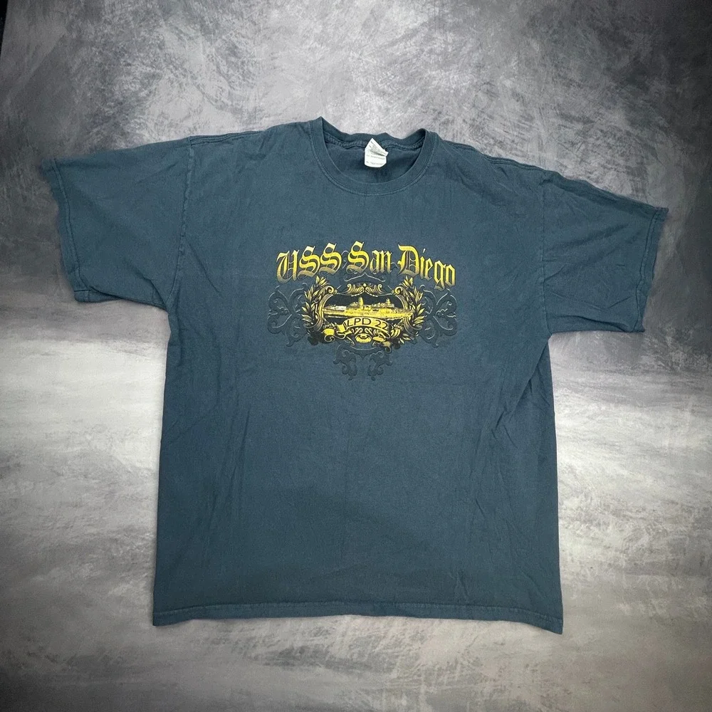 Vintage USS San Diego LPD 22 Graphic T-Shirt XL Navy Blue Y2K Gildan Boxy Fit